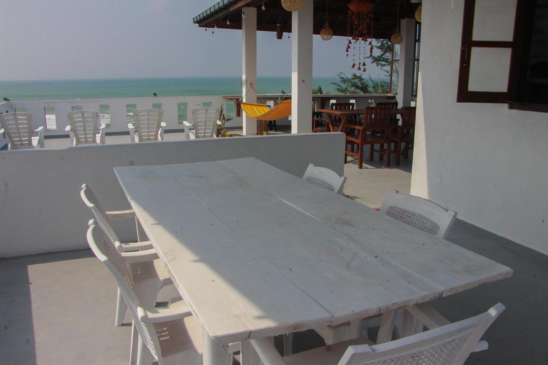 Shehara Sun Surf Lodge Мідіґама-Іст Екстер'єр фото