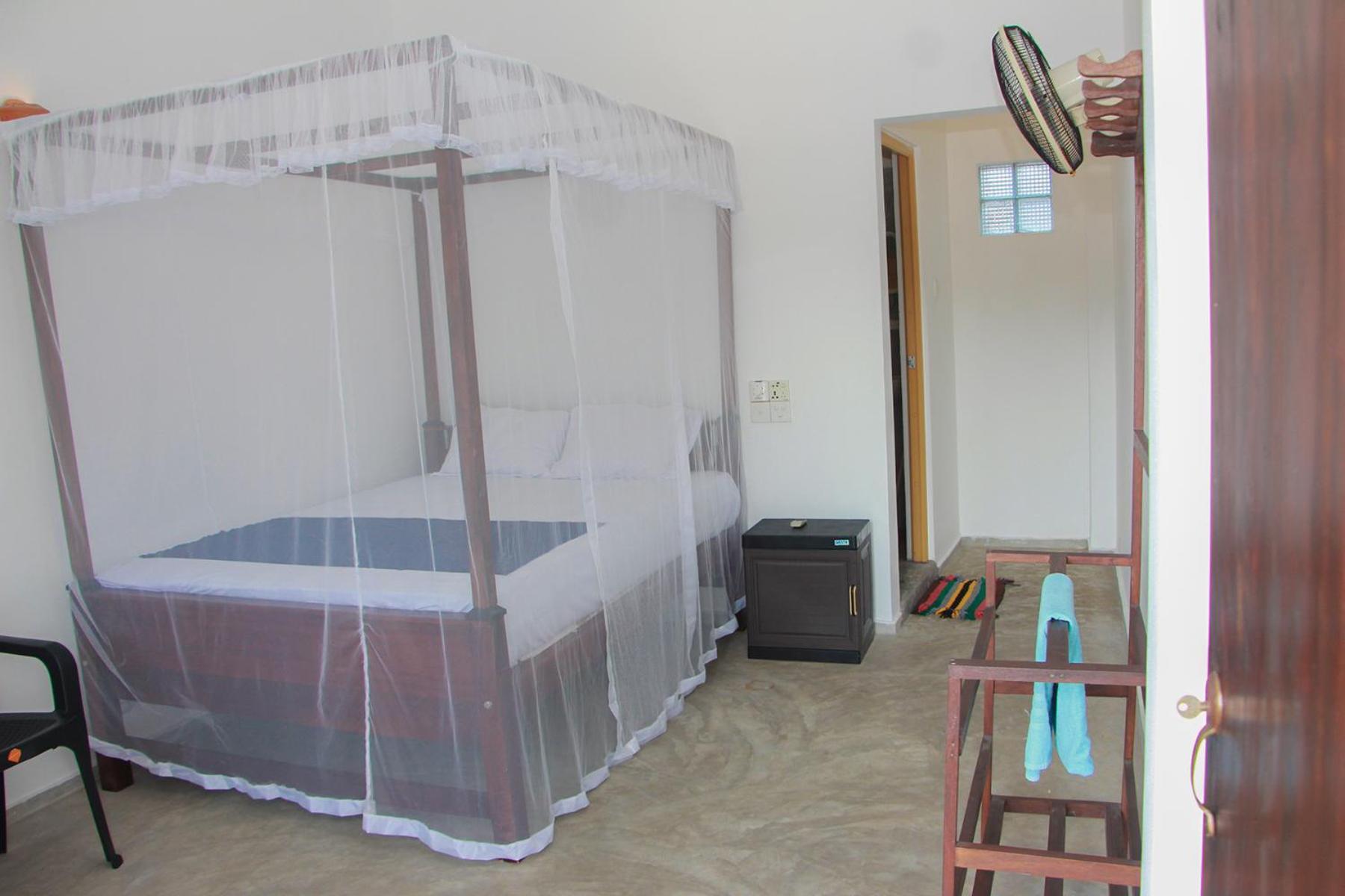 Shehara Sun Surf Lodge Мідіґама-Іст Екстер'єр фото