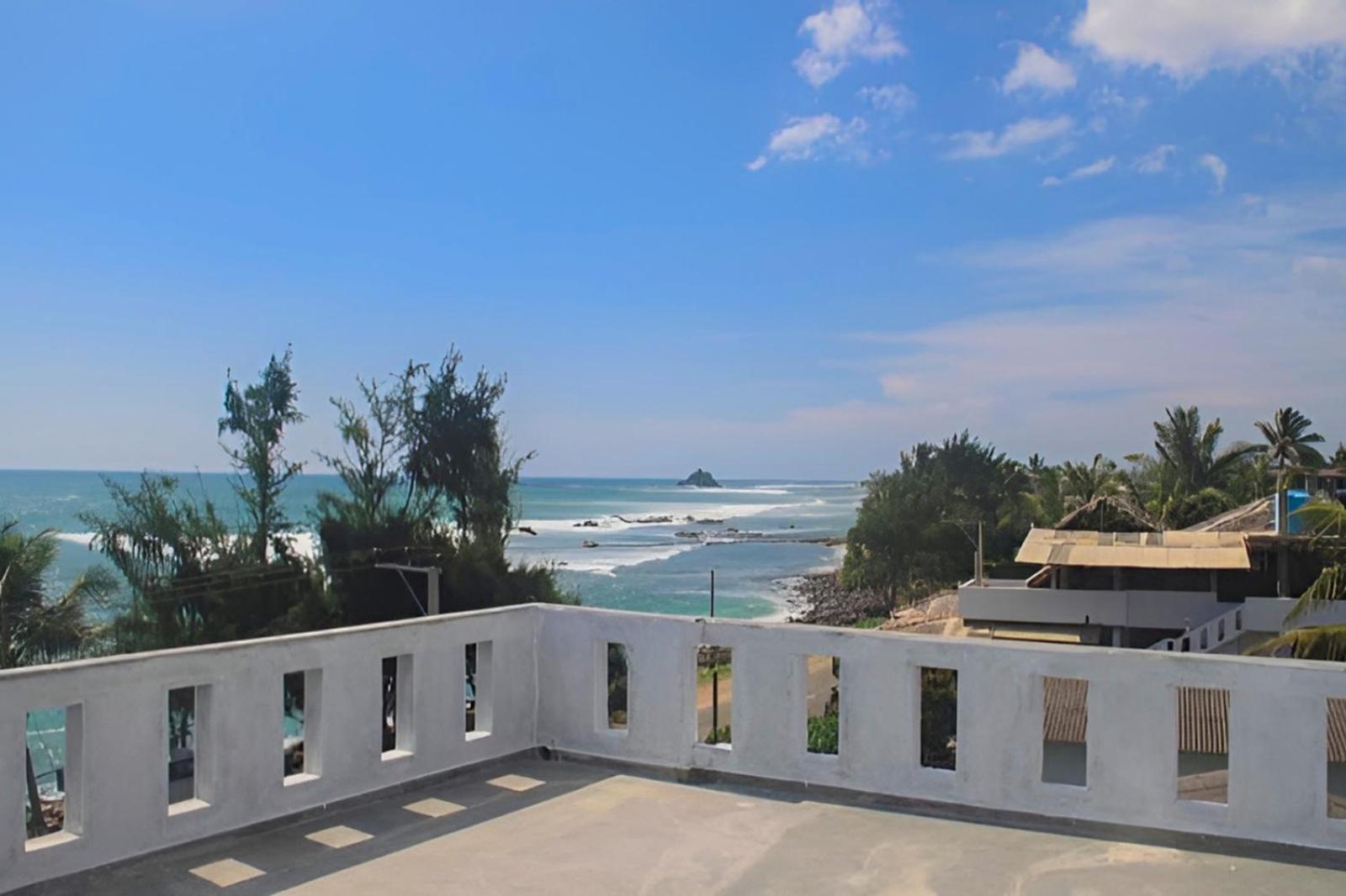 Shehara Sun Surf Lodge Мідіґама-Іст Екстер'єр фото
